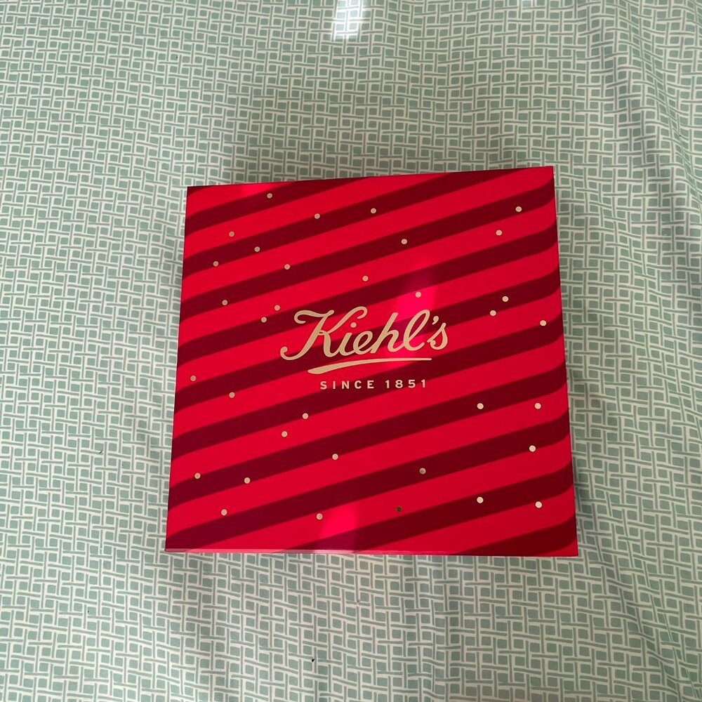 Kiehl's empty gift box - NEW high quality